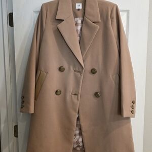 Cabi Hertitage Tan Double-Breasted Women's Coat
